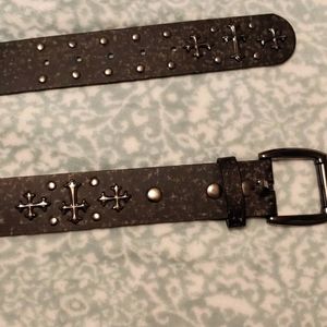 NWT Buckle Brand Studded Cross Belt